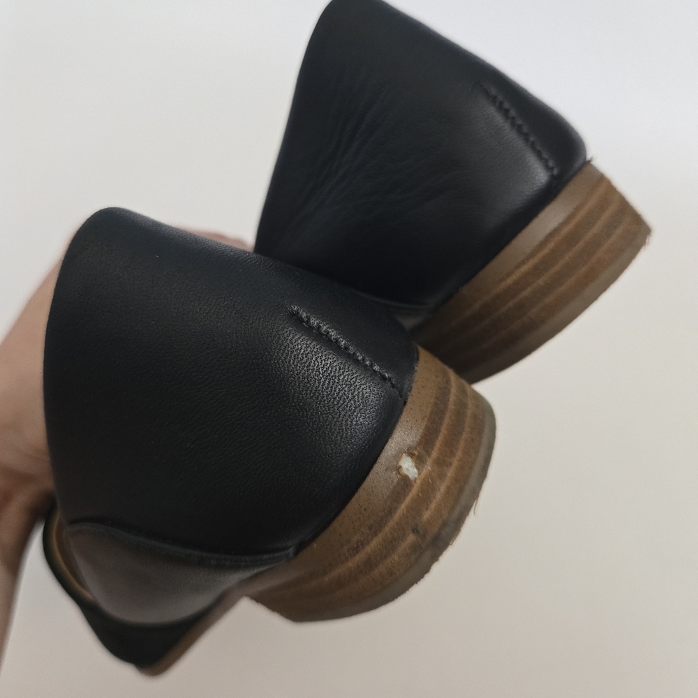 Clarks Pure tone black leather suede cushion loafers sz 8M - Picture 7 of 7